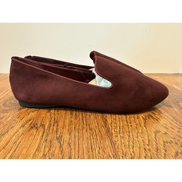 MIA Women’s Macy Faux Suede Smoking Flats Burgundy Size 6 NWOB Comfort Loafers - Picture 2 of 9